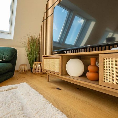Orestaliving - Penthouse In 2Nd District With View Wien Ngoại thất bức ảnh